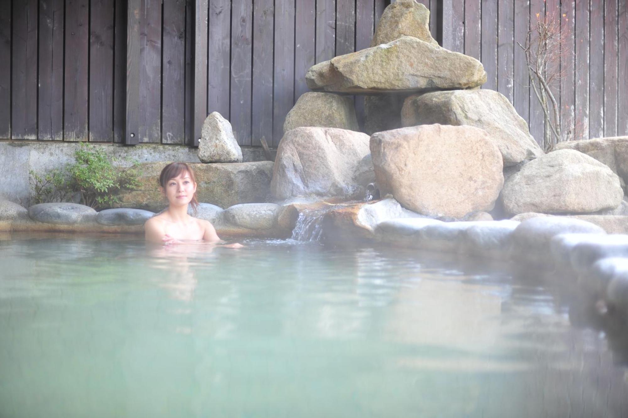 Hakuba Highland Hotel Exterior photo