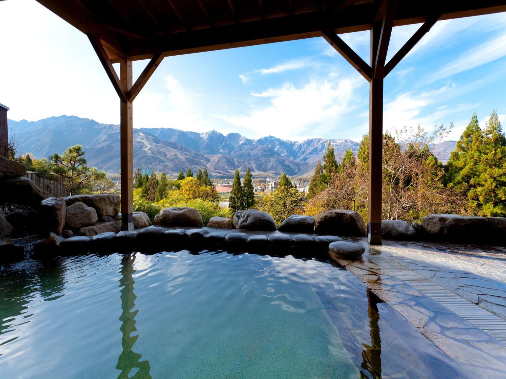 Hakuba Highland Hotel Exterior photo