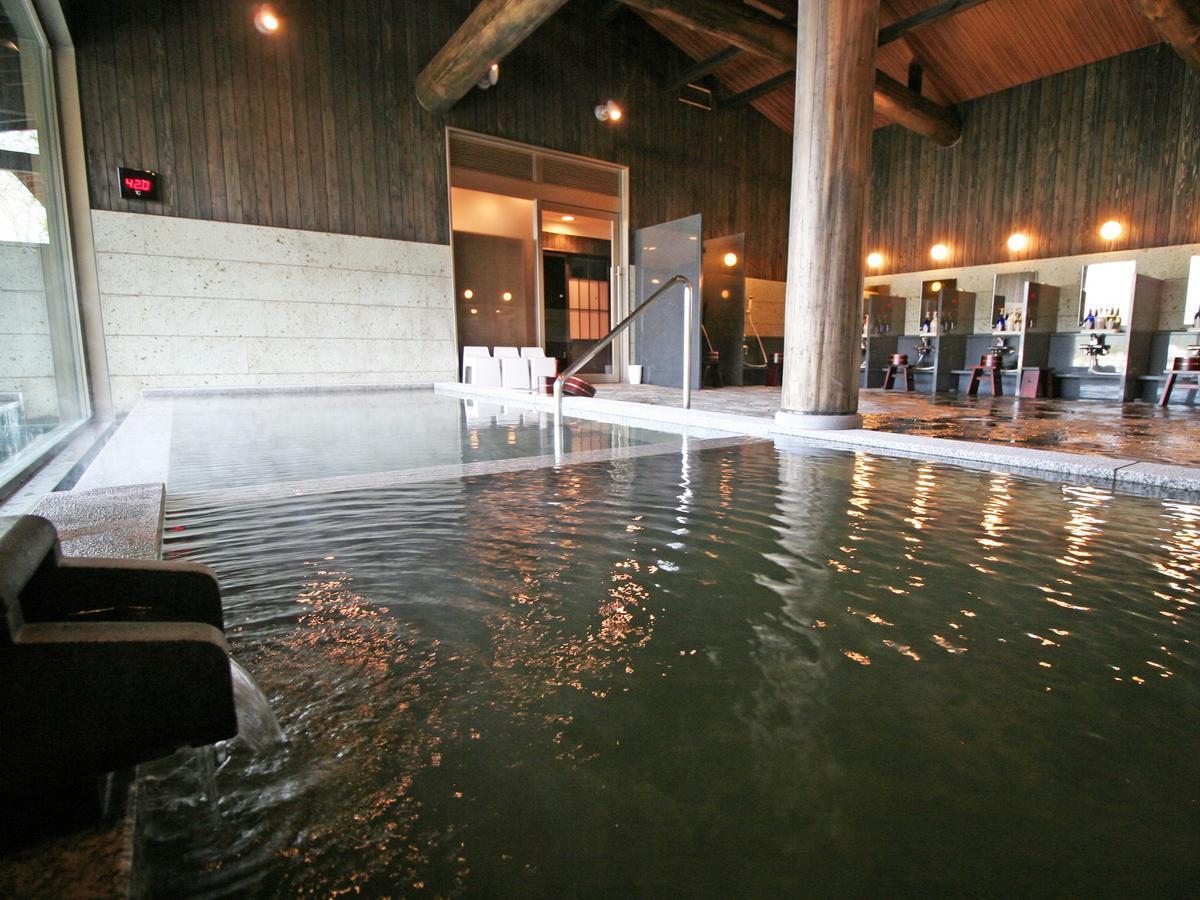 Hakuba Highland Hotel Exterior photo