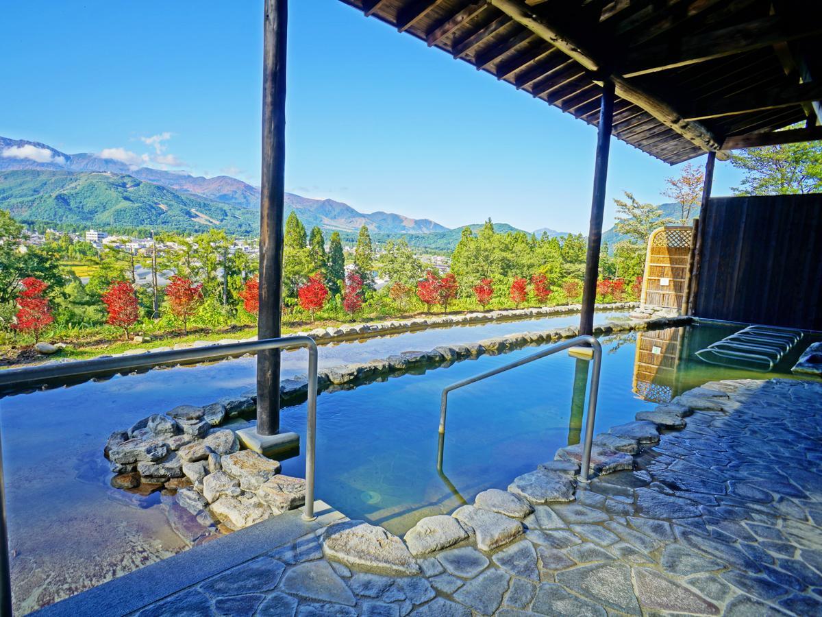 Hakuba Highland Hotel Exterior photo